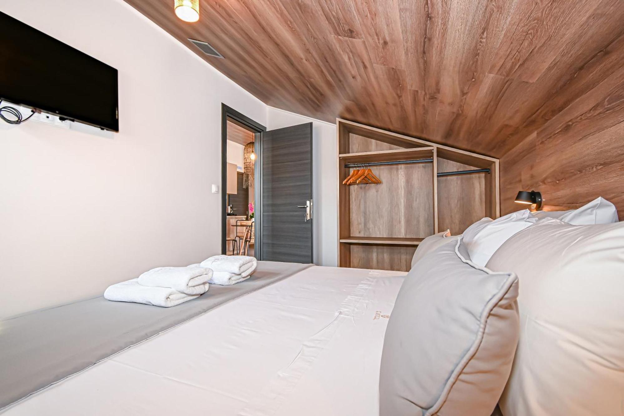 Evitel Luxury Living Hanioti Exterior foto